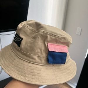 Dutch bro bucket hat